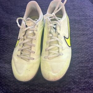 Nike Tiempo Soccer Turf Shoes size 6.5